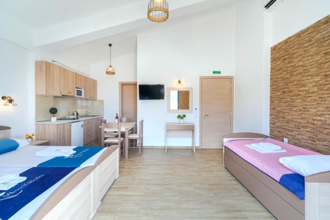 Appartement Mikres Kyklades à Skala Potamia  Extérieur photo